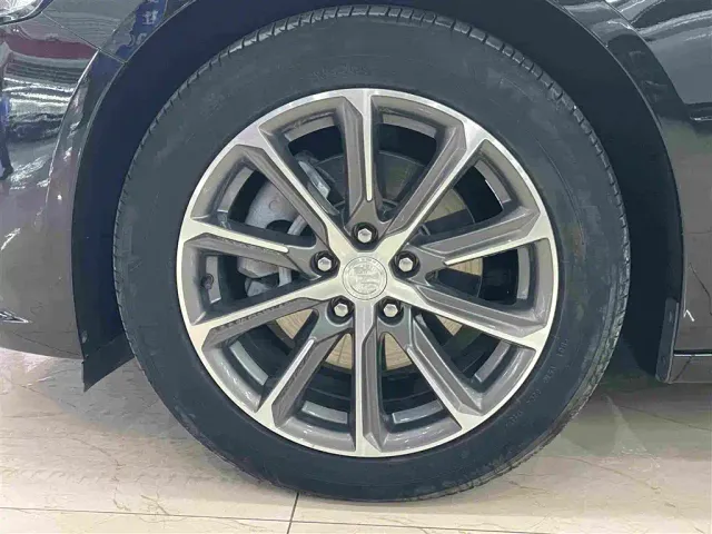 Buick LaCrosse — Фото автомобиля 5