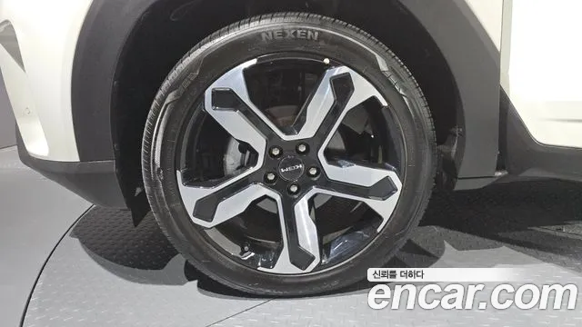 KGM Torres New — Фото автомобиля 5
