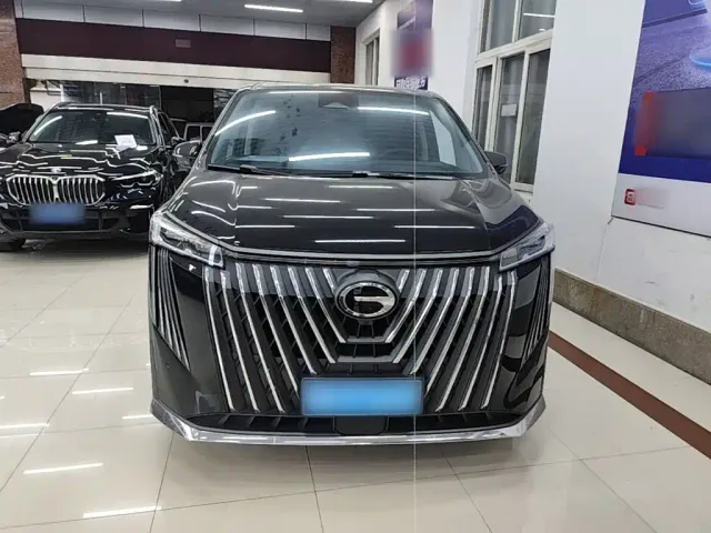 GAC Trumpchi M8 — Фото автомобиля 2