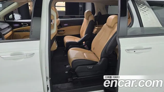 Kia Canival Carnival 4 поколение Бензин 9 мест Signature — Фото автомобиля 11