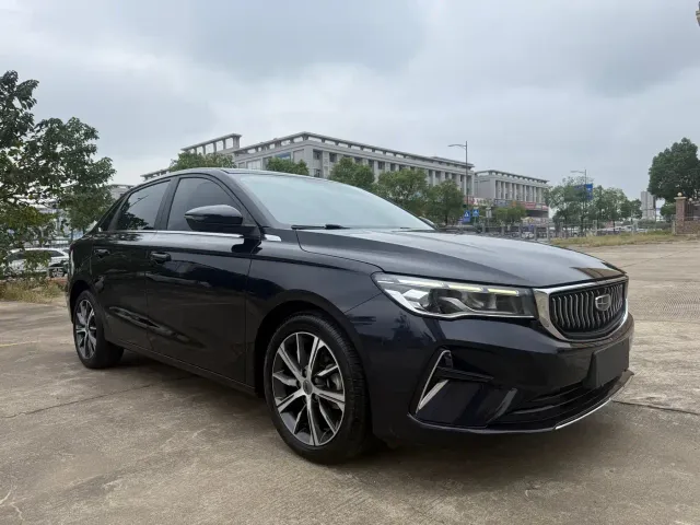 Geely Emgrand — Фото автомобиля 3