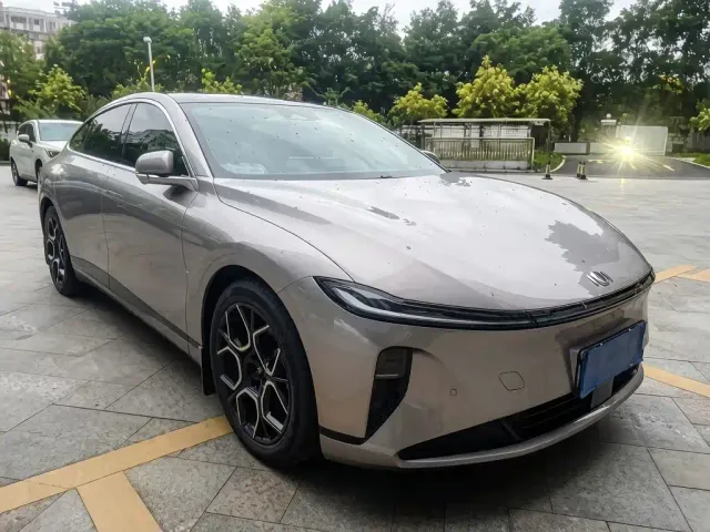 Changan Qiyuan A07 — Фото автомобиля 3