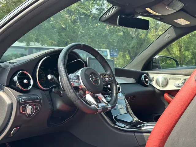Mercedes-Benz C-Class AMG — Фото автомобиля 3