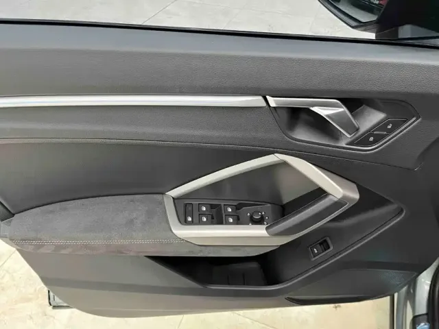 Audi Audi Q3 2023 35 TFSI Fashion Dynamic (1.4T) — Фото автомобиля 13
