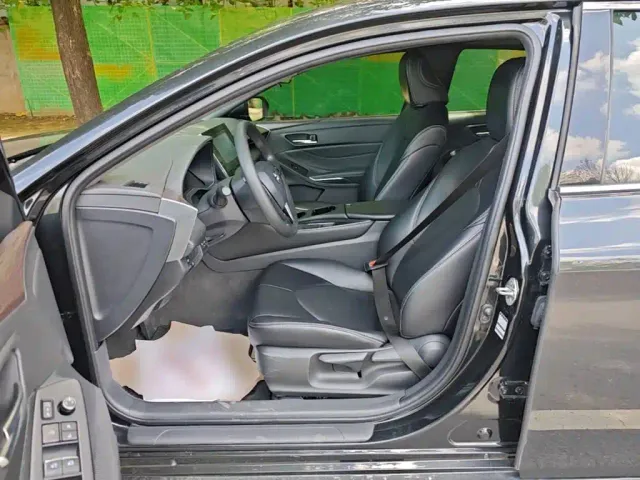 Toyota Avalon — Фото автомобиля 14