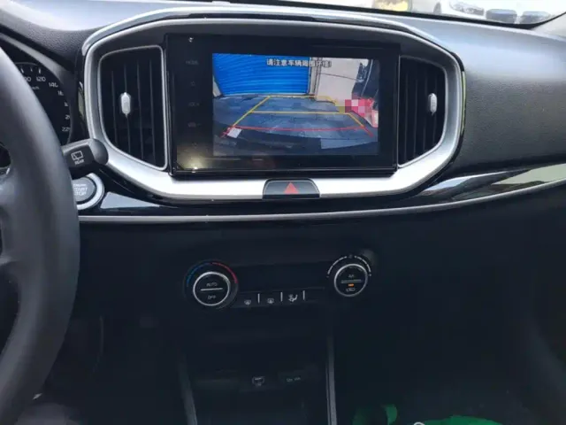 Kia KX1 — Фото автомобиля 12