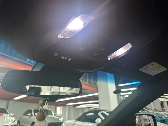 Cadillac CT5 — Фото автомобиля 9