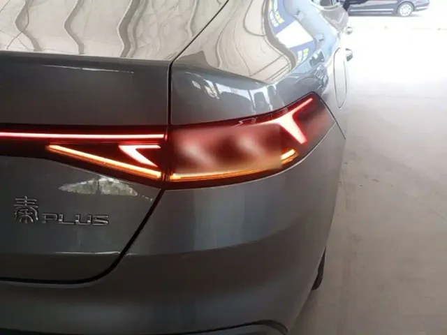 BYD Qin PLUS — Фото автомобиля 7