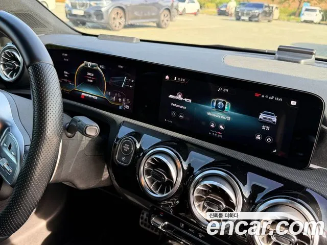 Mercedes-Benz A-Class W177 — Фото автомобиля 18