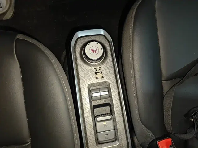 Baojun Yep — Фото автомобиля 13