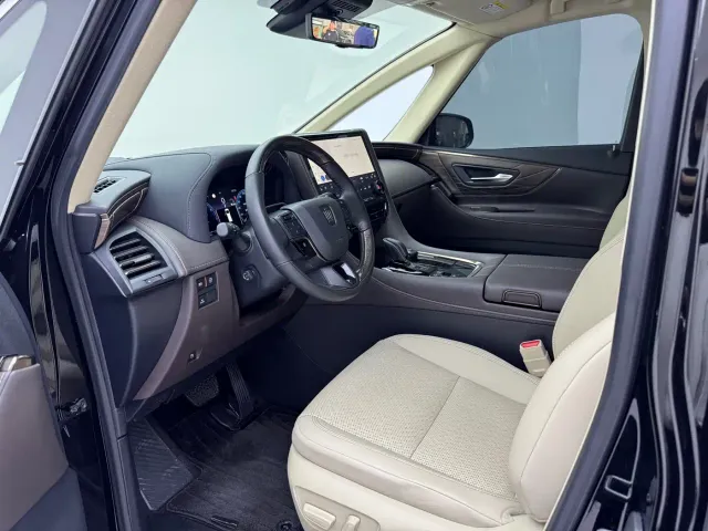 Toyota Vellfire — Фото автомобиля 4