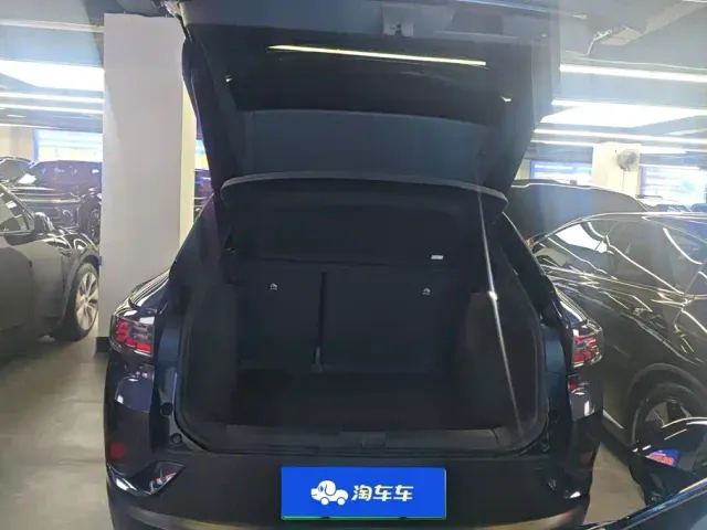 Volkswagen ID.4 Crozz — Фото автомобиля 4