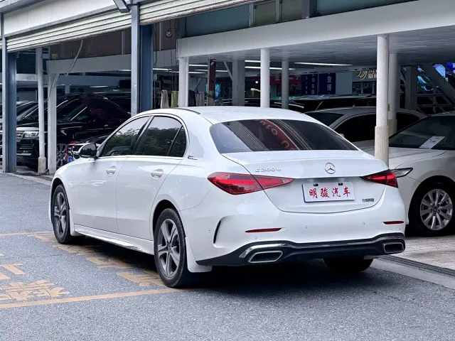 Mercedes-Benz C-Class — Фото автомобиля 4