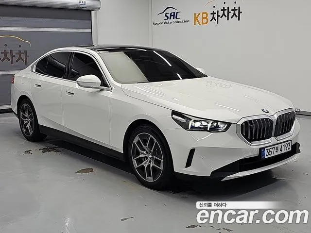 BMW 5-Series 5 серия (G60) — Фото автомобиля 4