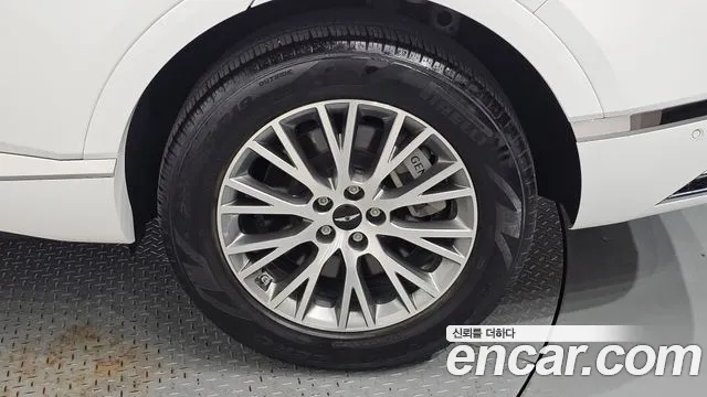Genesis GV80 2.5T Бензин 2WD — Фото автомобиля 21