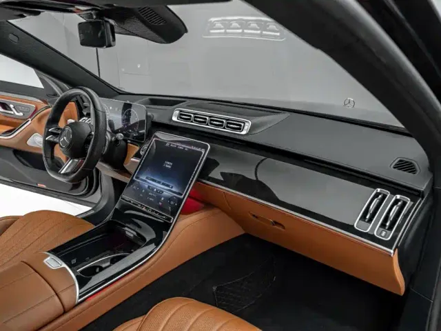 Mercedes-Benz S-Class — Фото автомобиля 19