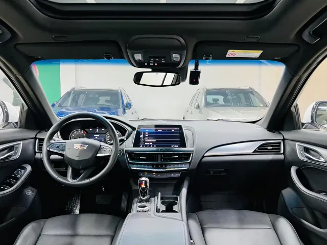 Cadillac CT5 — Фото автомобиля 7