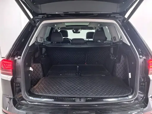 Volkswagen Teramont 2024 380TSI 4WD Dragon Glory Edition — Фото автомобиля 7