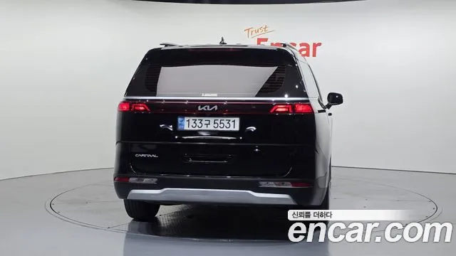 Kia Canival Carnival 4 поколение Дизель 9 мест Prestige — Фото автомобиля 4