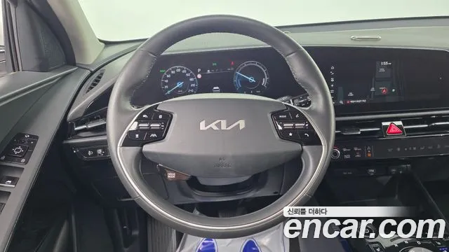 Kia Niro New — Фото автомобиля 20