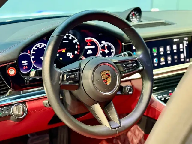 Porsche Panamera — Фото автомобиля 17