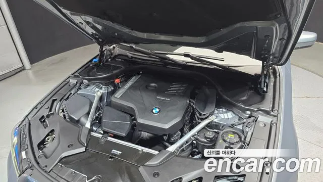 BMW 5 Series G30 — Фото автомобиля 9