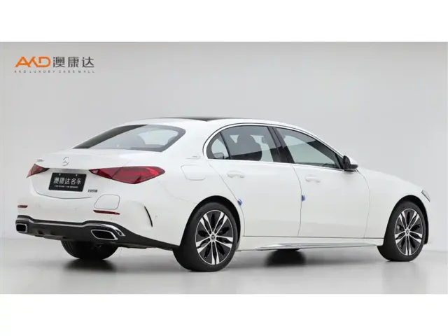 Mercedes-Benz C-Class — Фото автомобиля 3