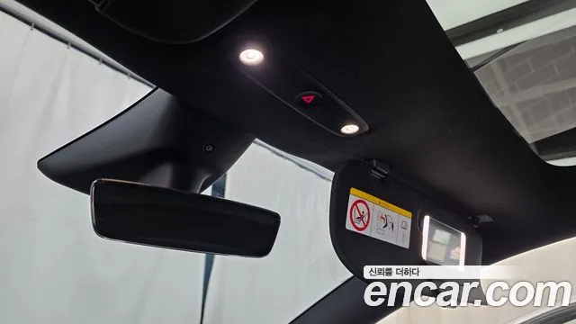 Tesla Model Y — Фото автомобиля 27
