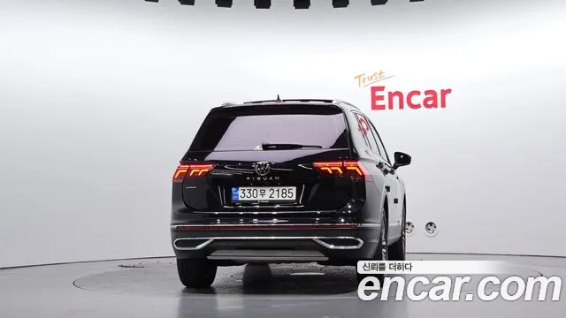 Volkswagen Tiguan — Фото автомобиля 4