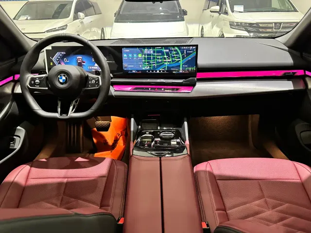 BMW 5 Series — Фото автомобиля 16
