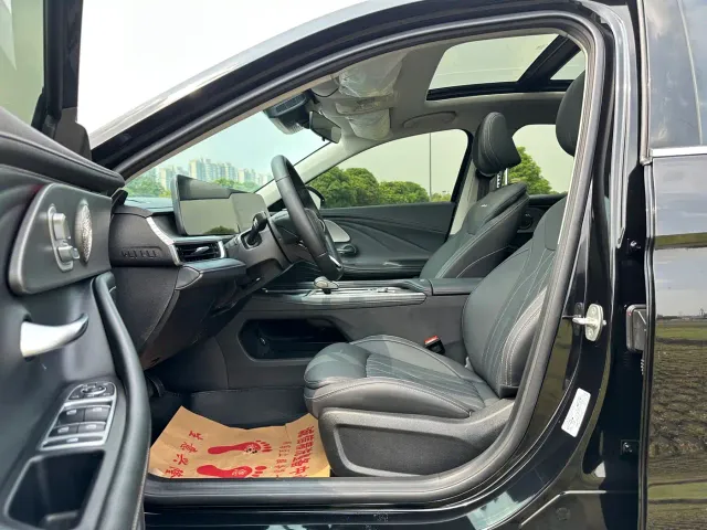 Chery Arrizo 8 — Фото автомобиля 10
