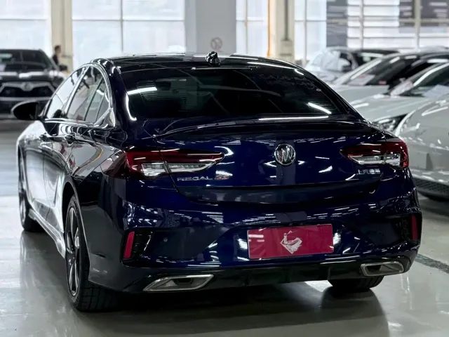 Buick Regal — Фото автомобиля 14