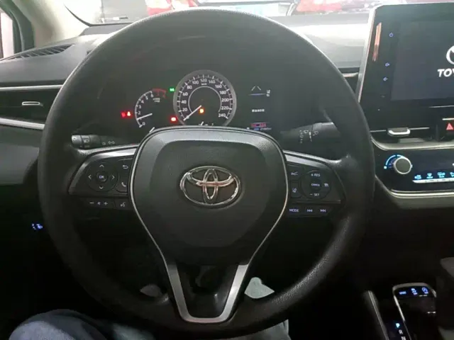 Toyota Corolla — Фото автомобиля 10