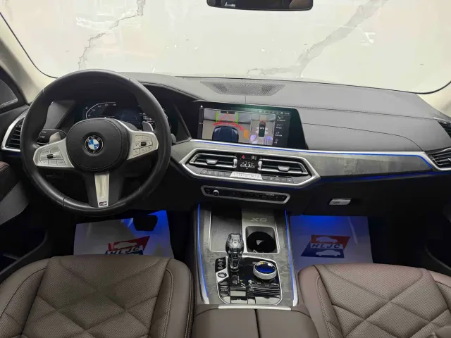 BMW X5 — Фото автомобиля 9