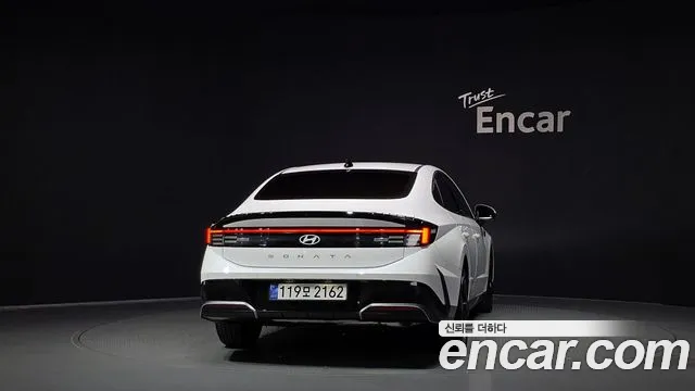 Hyundai Sonata — Фото автомобиля 4