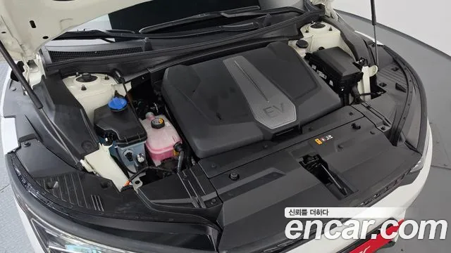 Kia EV6 — Фото автомобиля 9