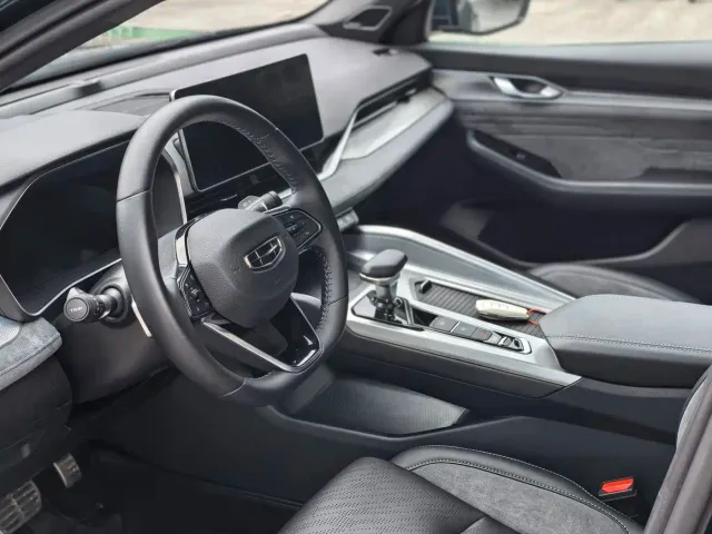 Geely Xingrui — Фото автомобиля 8