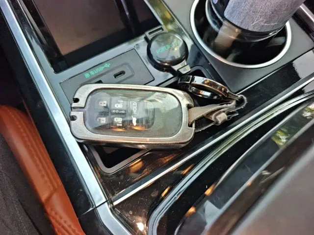 Honda Odyssey — Фото автомобиля 8