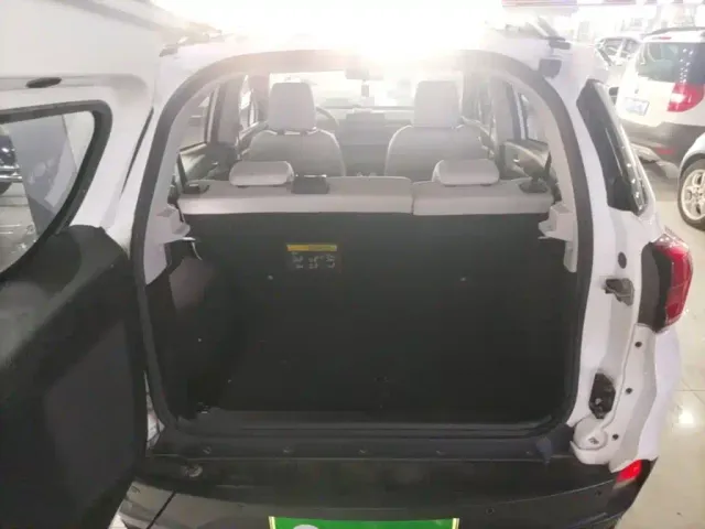 BYD Yuan Pro — Фото автомобиля 18