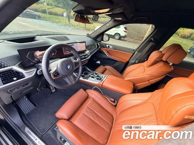 BMW X7 — Фото автомобиля 19