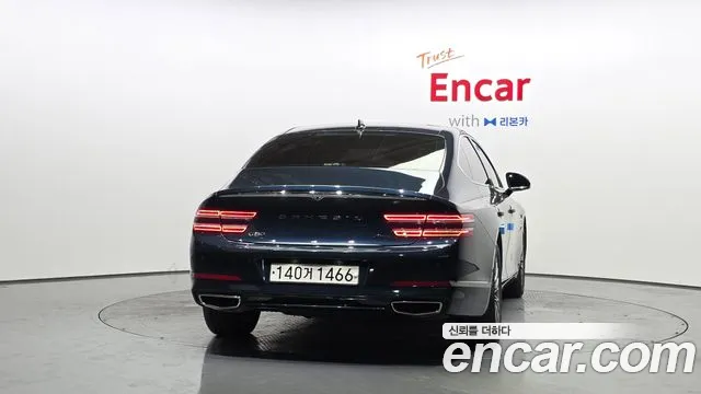 Genesis G80 Бензин 2.5 турбо AWD — Фото автомобиля 2