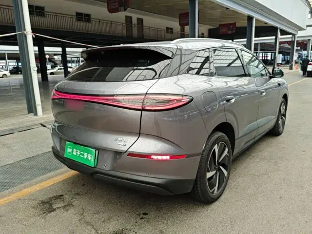 BYD Sealion 06 — Фото автомобиля 6