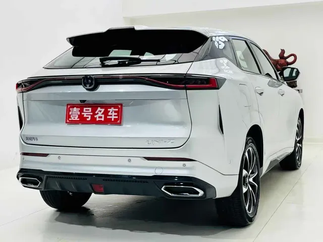 Changan UNI-Z — Фото автомобиля 6