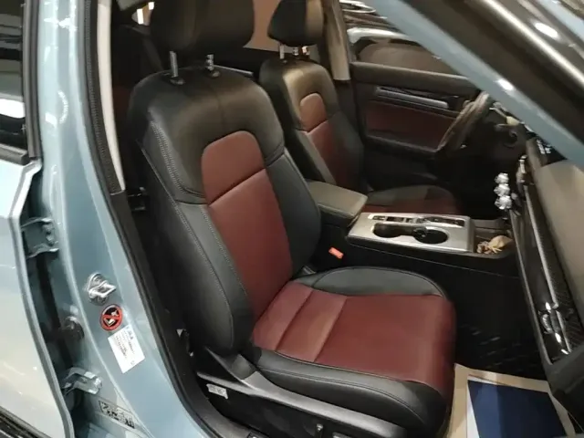 Honda Integra 2023 2.0L e:HEV Sharp Premium Edition — Фото автомобиля 24