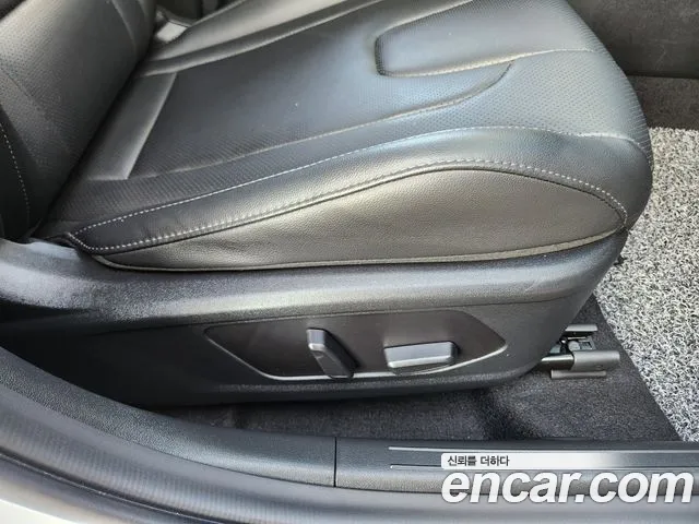 Hyundai AVANTE Avante (CN7) — Фото автомобиля 10