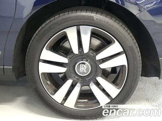 Rolls-Royce Cullinan — Фото автомобиля 5
