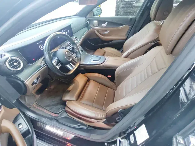 Mercedes-Benz E-Class — Фото автомобиля 6