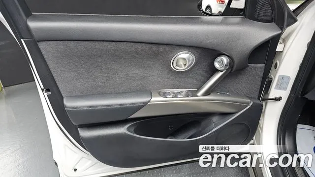 Genesis GV60 — Фото автомобиля 14