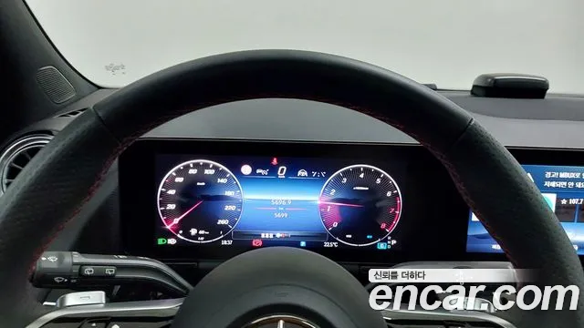 Mercedes-Benz GLA-Class H247 — Фото автомобиля 8