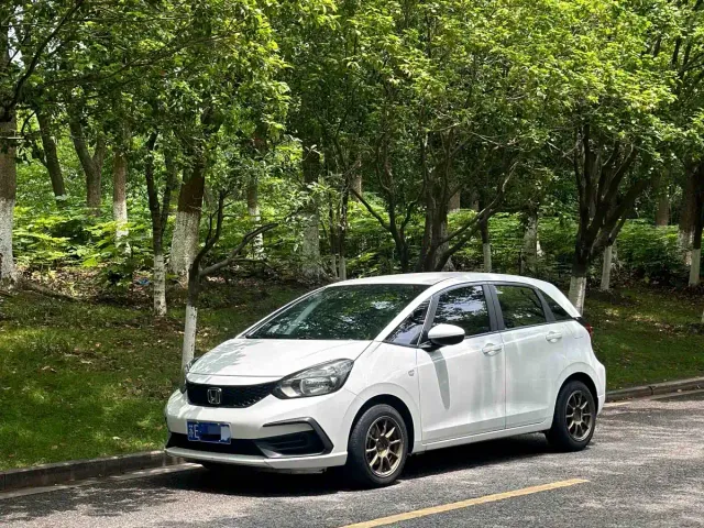 Фотография автомобиля — Honda Fit